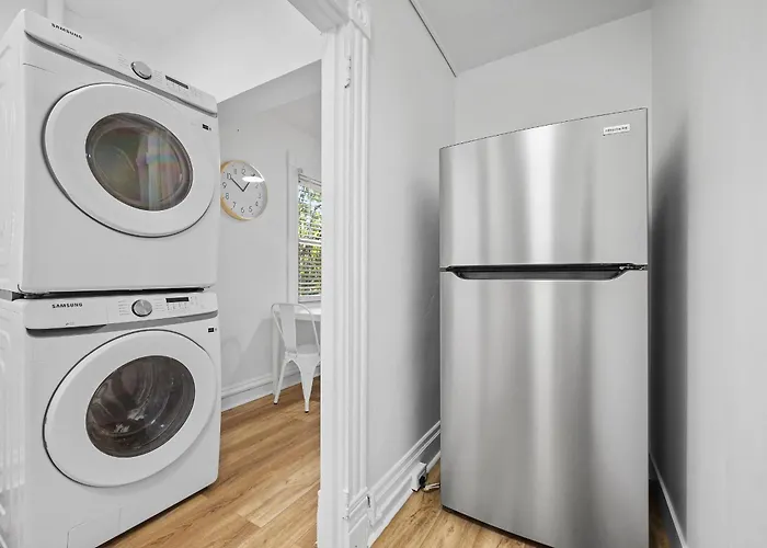 Shadyside 3c Bright And Stylish Private Bedroom With Shared Bathroom Pittsburgh